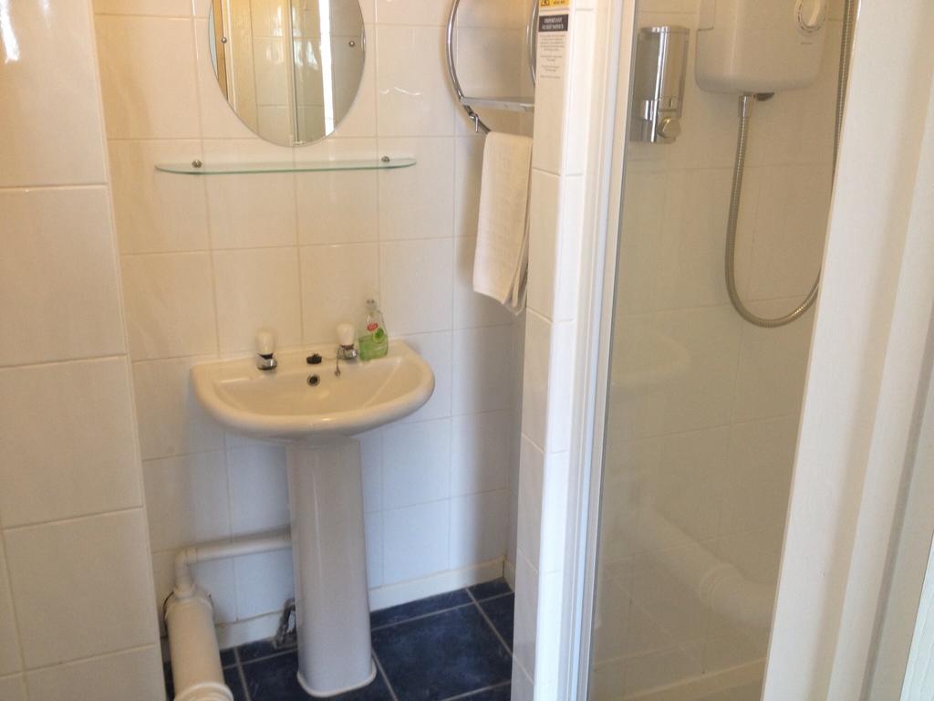 Arcadia Guest House ويموث الغرفة الصورة